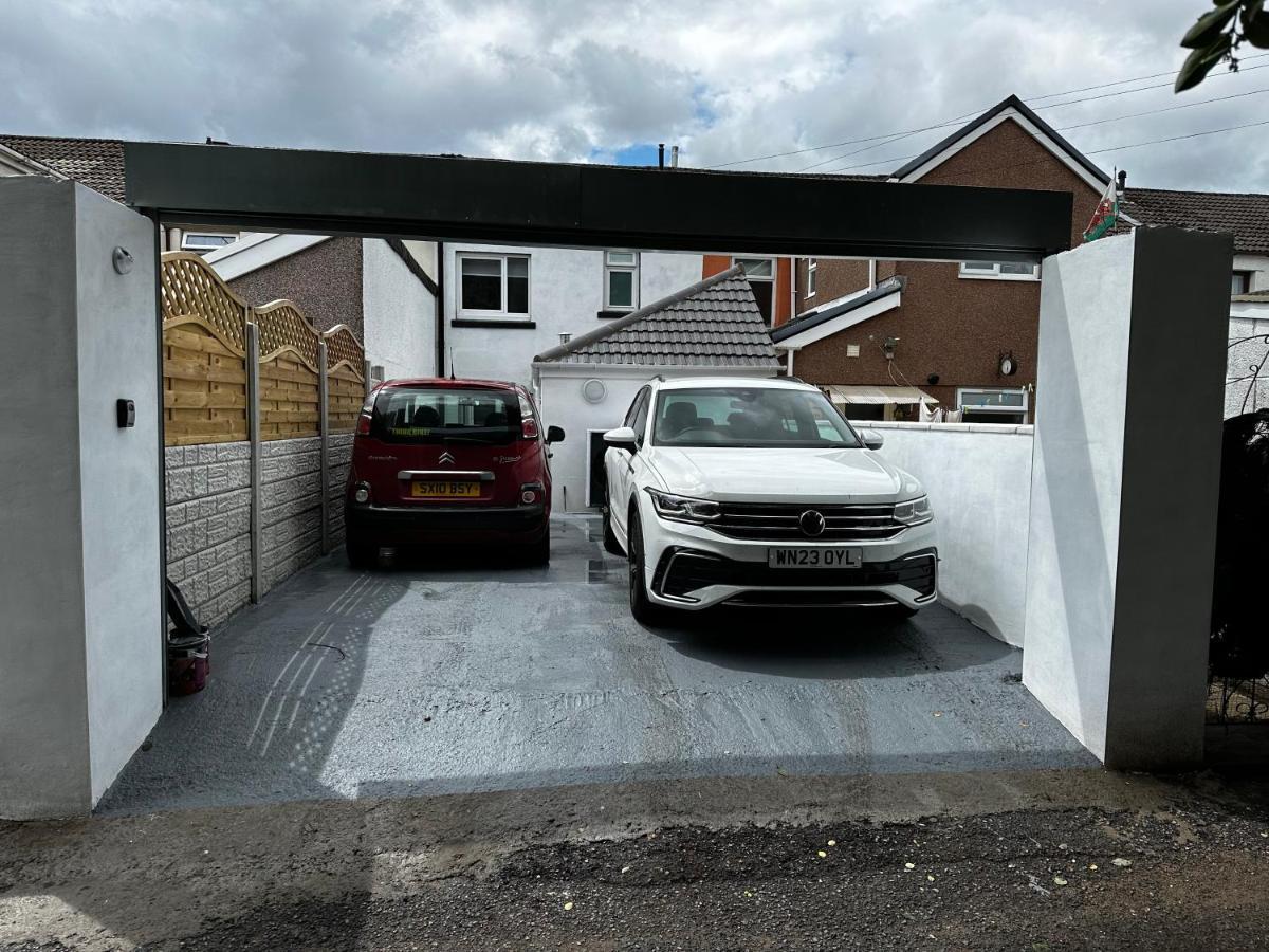 Apartment Clare Street - 3 Bedroom House With Private Parking